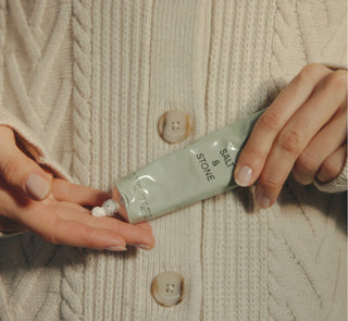Salt & Stone Hand Cream - Bergamot & Eucalyptus indtryk