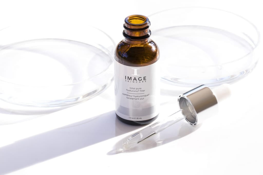 Image Skincare AGELESS - Total Pure Hyaluronic Filler stemningsbillede