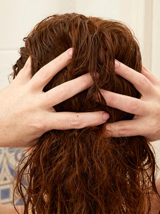 Alpha-H Healthy Scalp Exfoliating Treatment hår