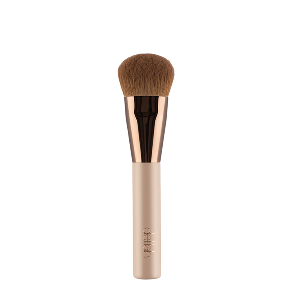 Delilah Complexion brush