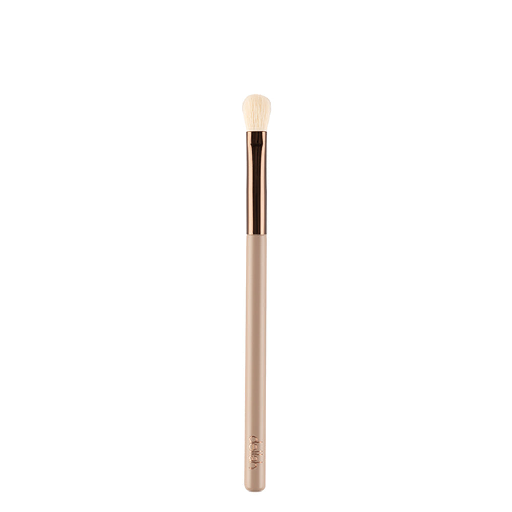 Delilah Cosmetics EyeShadow brush