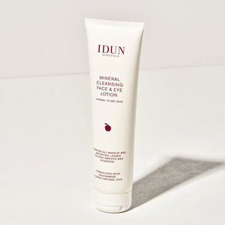 Idun Minerals Mineral Cleansing Lotion ambiente
