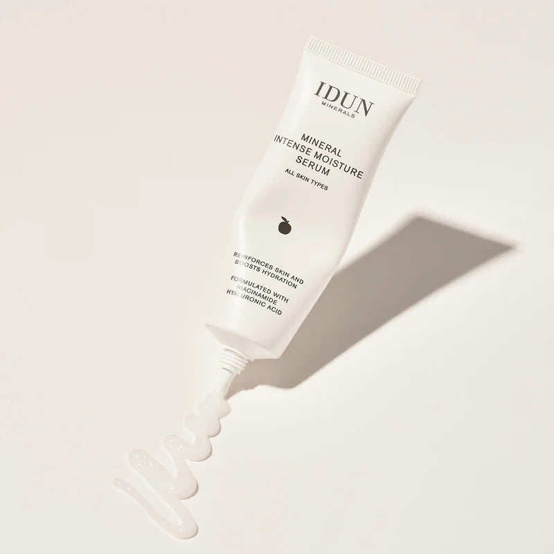 Idun minerals Mineral Intense Moisture Serum 30ml stemningsbillede