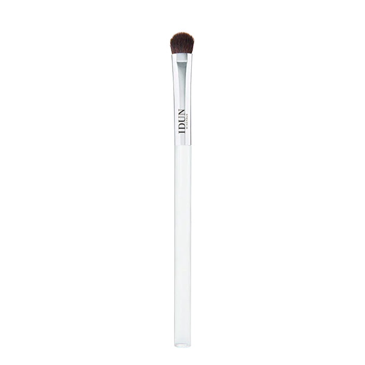 IDUN Minerals Precision Eyeshadow brush