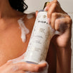 Philip B Magnolia Flowers Body Wash 340ml in gebruik onder de douche