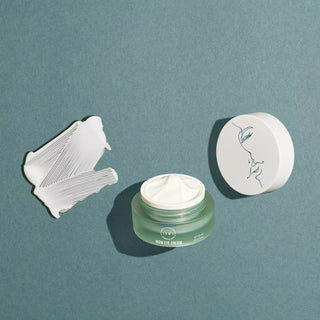WOW Eye Cream 15 ml ambiente 1