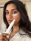 Alpha-H Liquid Gold Firming Eye Cream model med tube