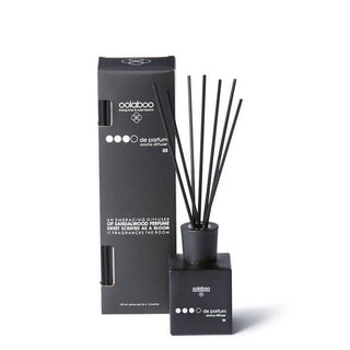 Oolaboo OOOO de Parfum Diffuser Sandalwood 150ml diffuser med pinde og æske