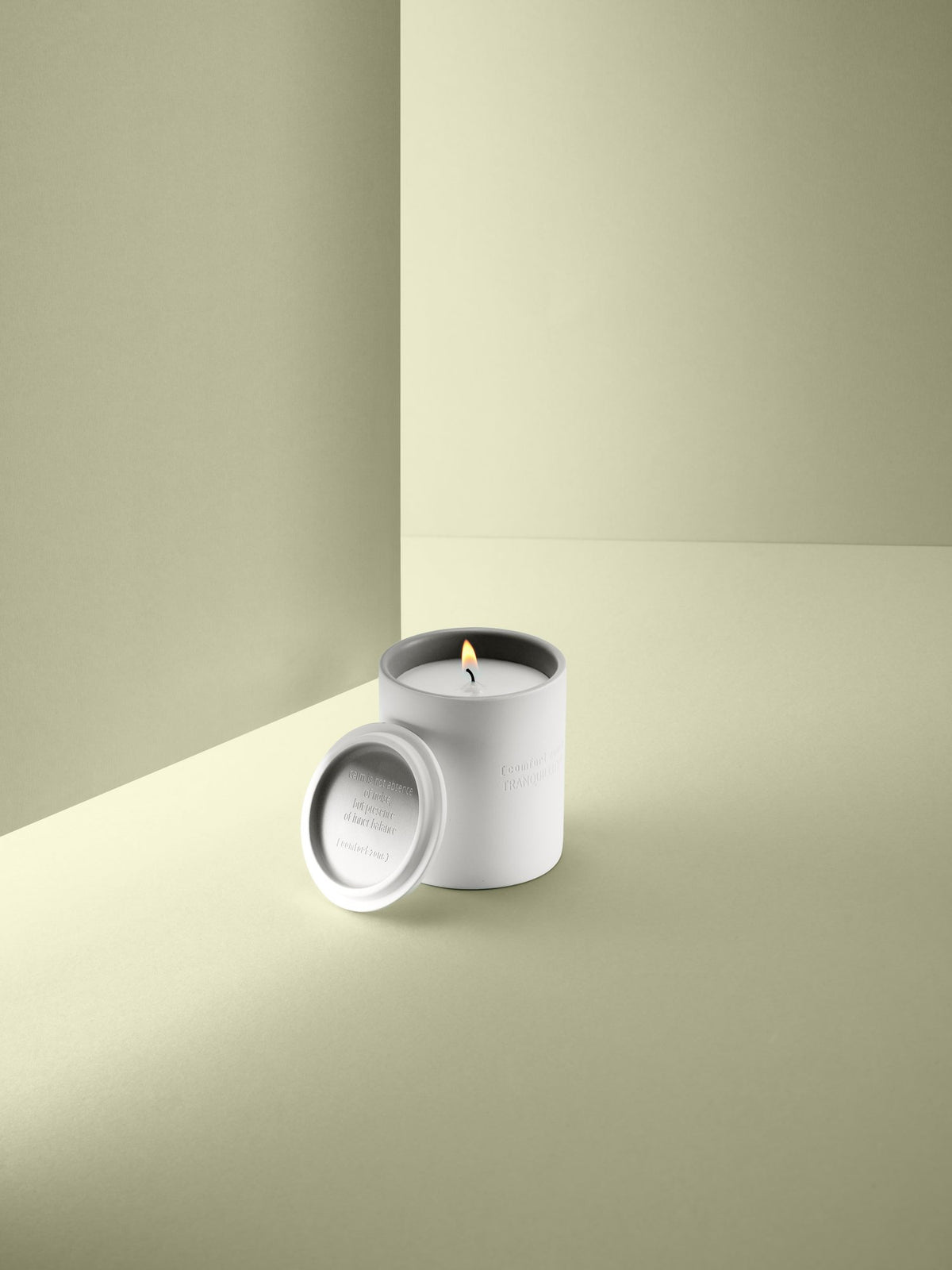 Comfort Zone Tranquillity Limited Edition Candle stemning