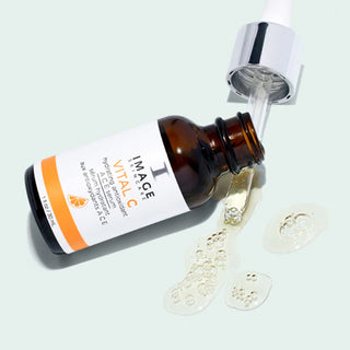 Image Skincare VITAL C - Hydrating ACE Serum ambiente