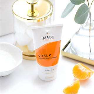 Image Skincare VITAL C - Hydrating Enzyme Masque ambiente