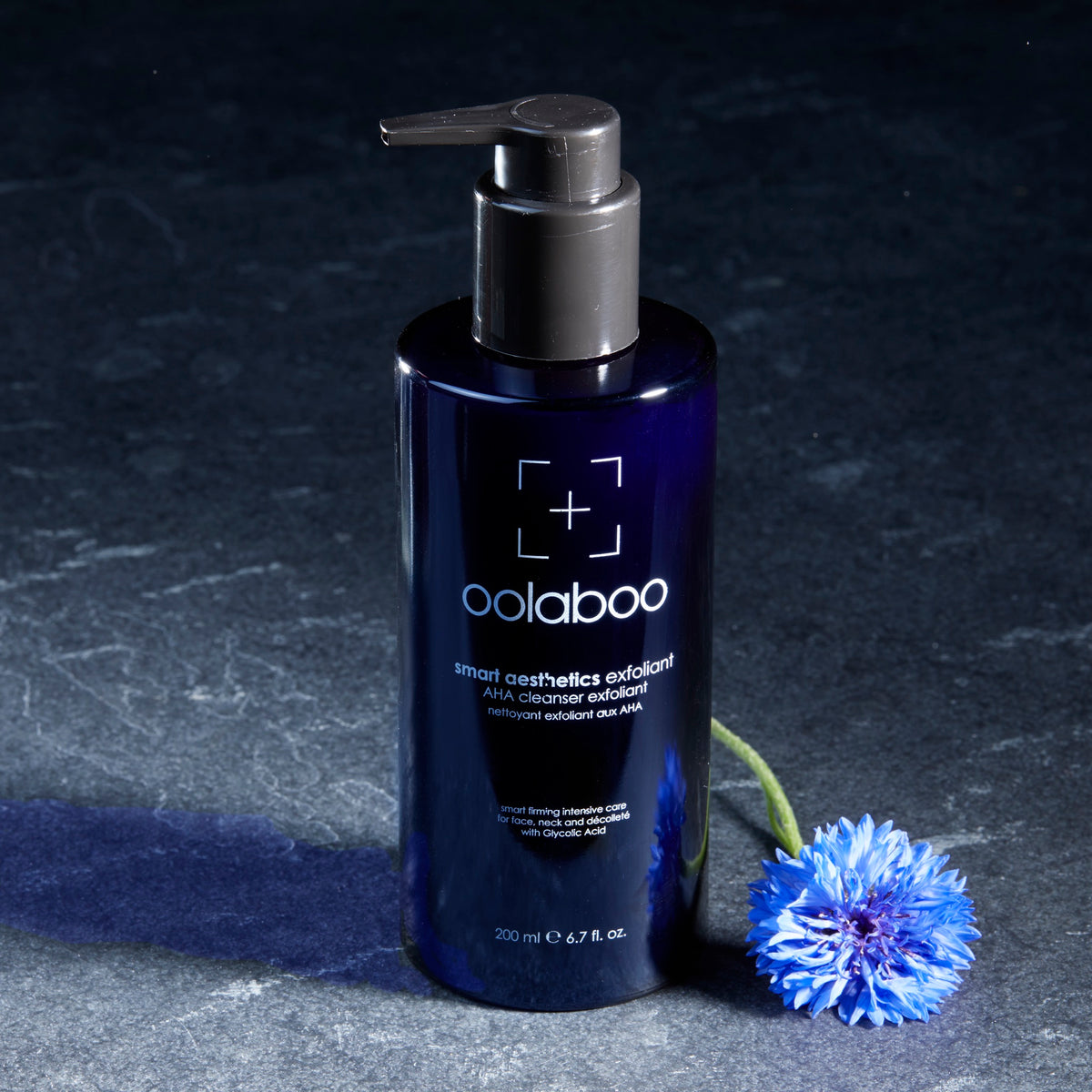 Oolaboo Smart Aesthetics Cleanser Exfoliant 200 ml med kornblomst
