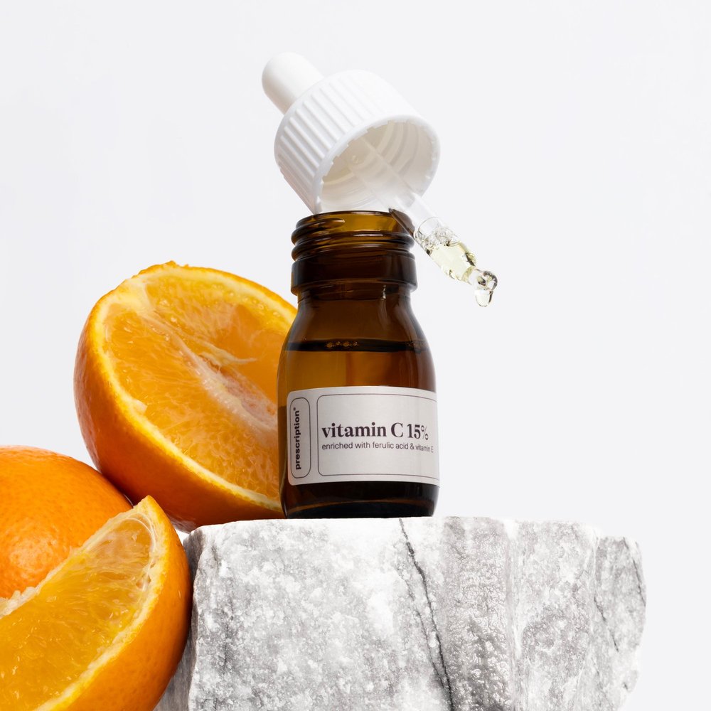 Prescription Vitamin C Serum 15% 25ml flacon met sinaasappel en pipet