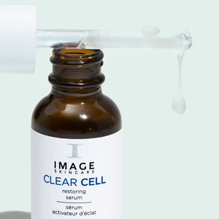 Image Skincare CLEAR CELL Restoring Serum ambiente