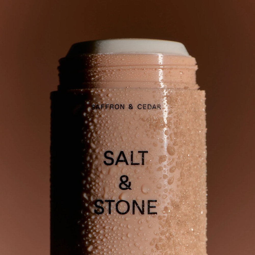 Salt & Stone Deodorant Saffron & Cedar 75gr stick close-up